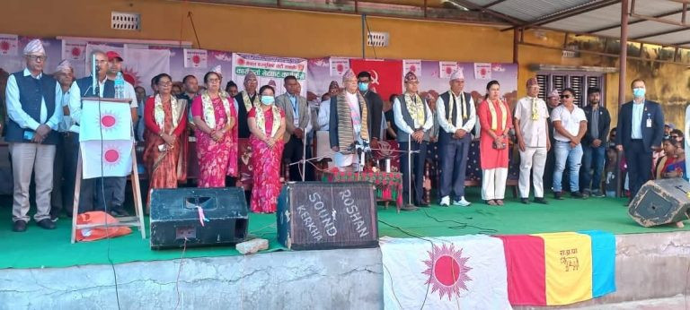 अनि ओलीले गाए ‘यस्तो पनि हुँदो रैछ जिन्दगीमा कैले कैले...’ (भिडियो)